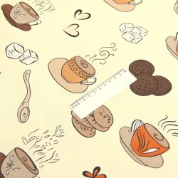 Tecido Decoração Semi Panamá Café e Biscoitos Fundo Creme | Tecidos Lobo